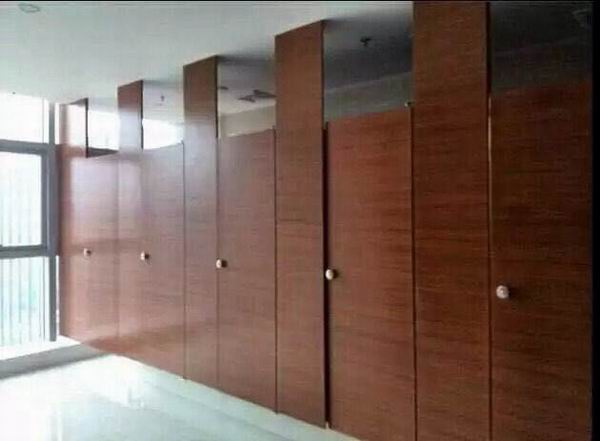 衛(wèi)生間隔斷